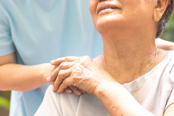 Tremors and Shaking Hands Treatment in Agra - Dr Vinay Agrawal